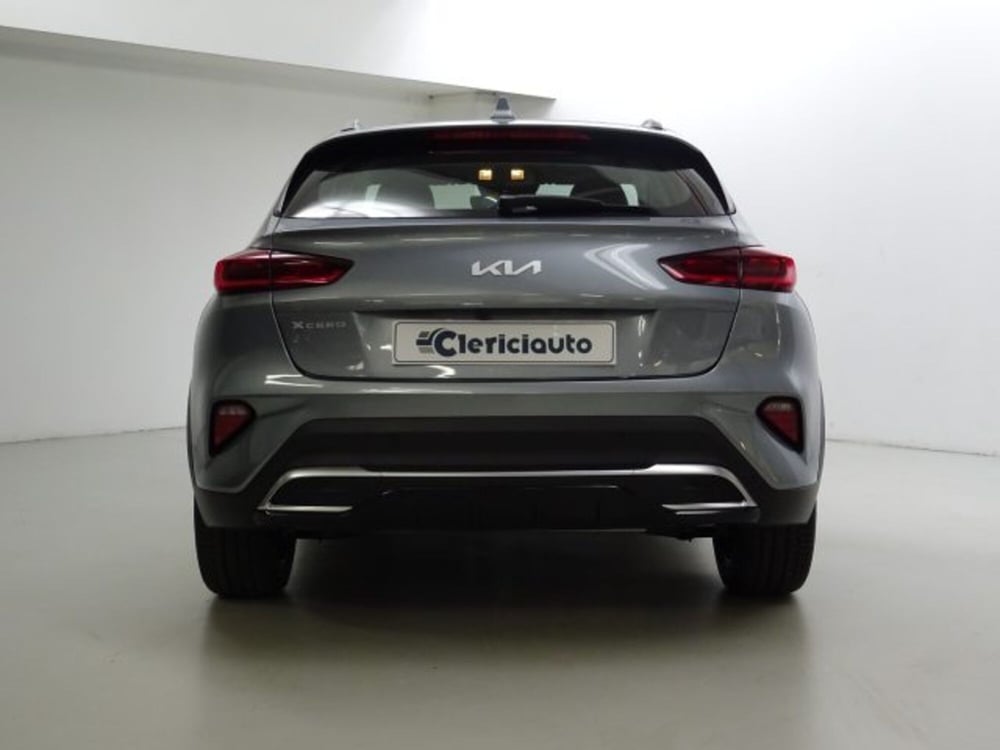Kia XCeed nuova a Como (4)