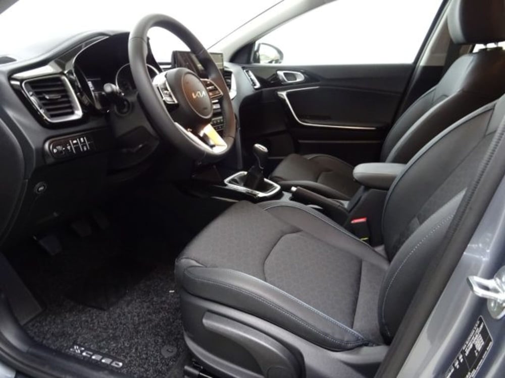 Kia XCeed nuova a Como (6)