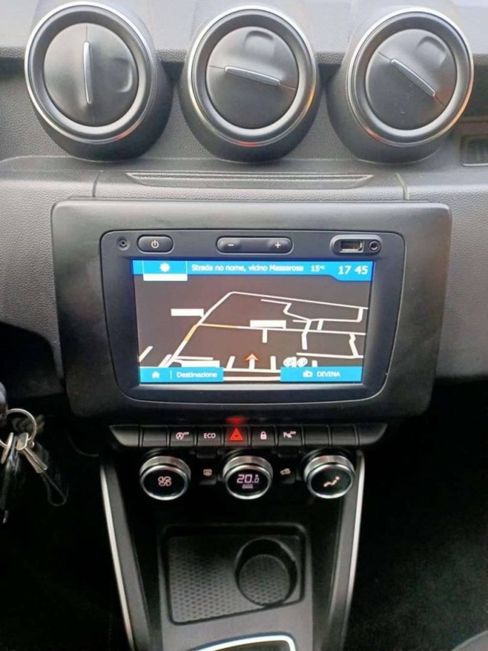 Dacia Duster usata a Firenze (16)