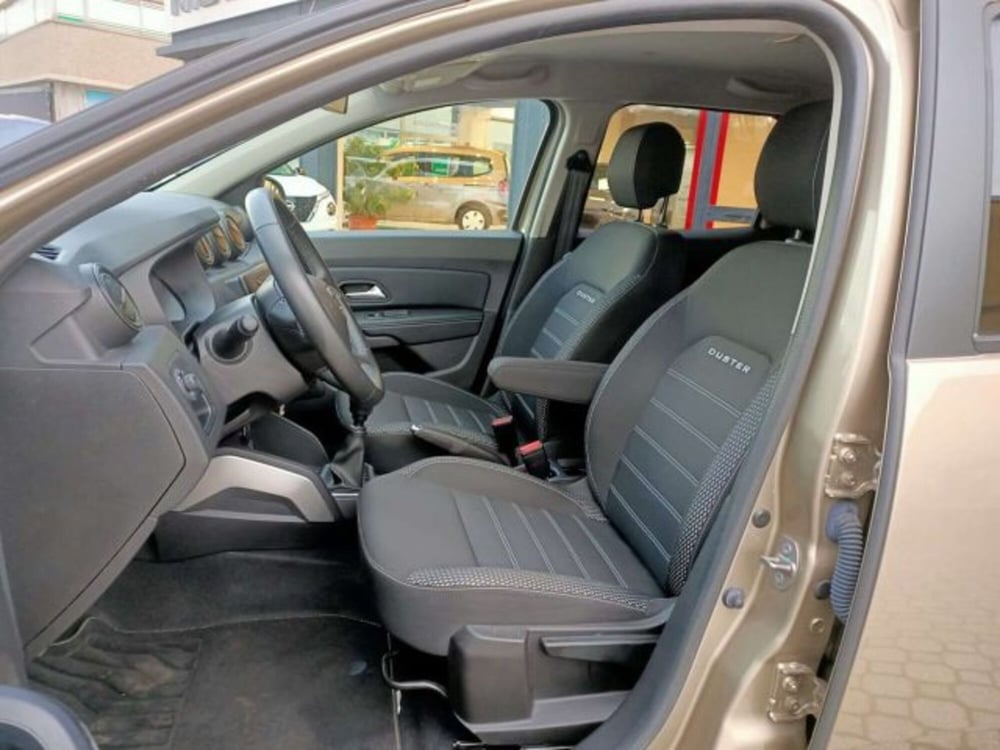 Dacia Duster usata a Firenze (14)