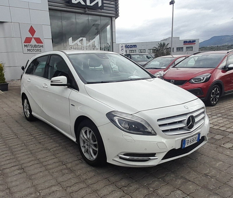 Mercedes-Benz Classe B usata a Cosenza (4)