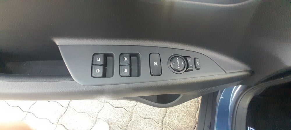 Kia Stonic usata a Cosenza (12)