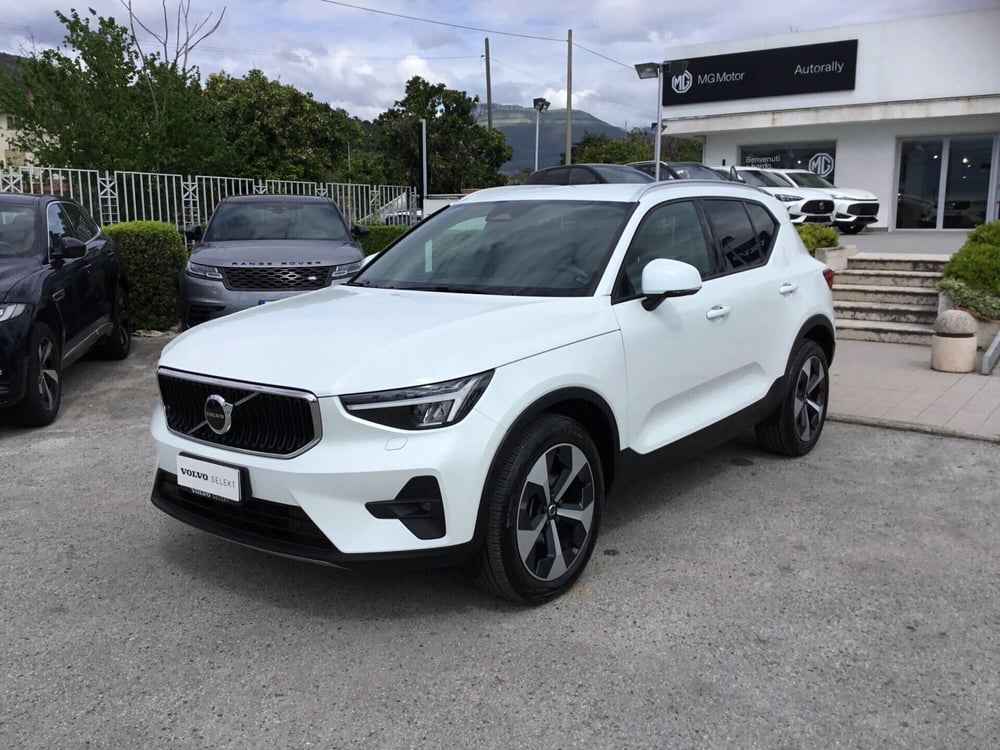 Volvo XC40 usata a Napoli (2)