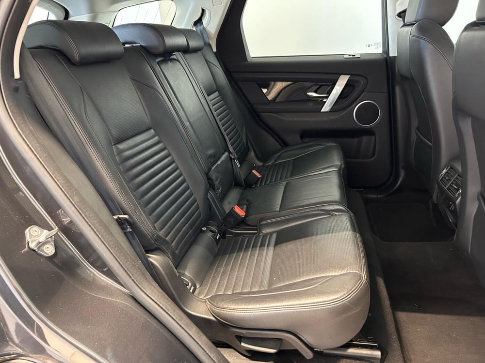 Land Rover Discovery Sport usata a Napoli (4)