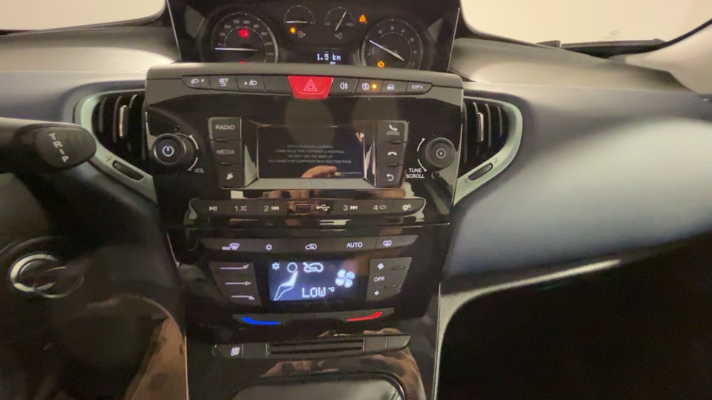 Lancia Ypsilon nuova a Messina (5)