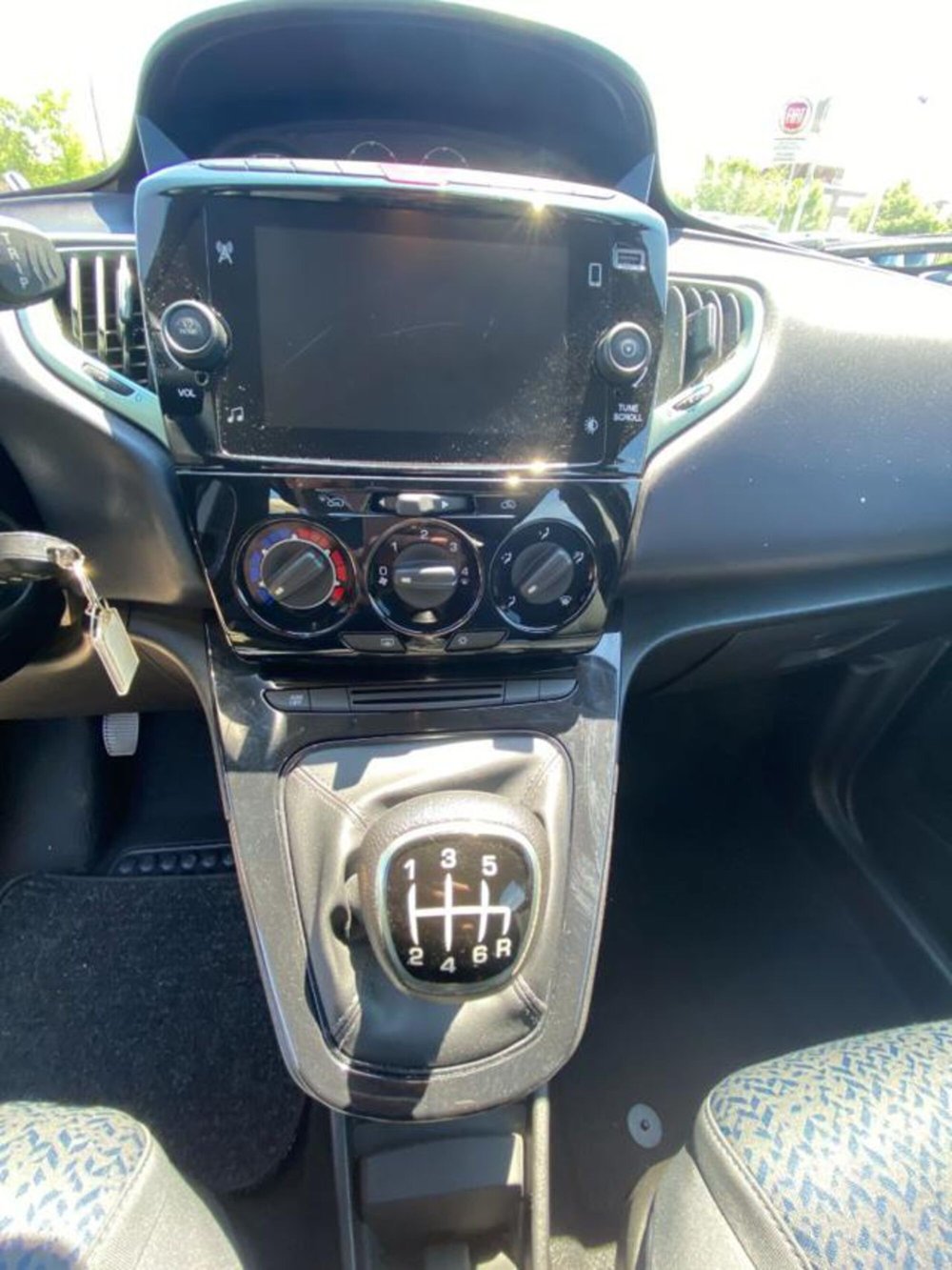 Lancia Ypsilon usata a Firenze (14)