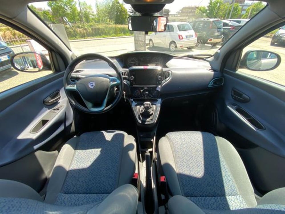 Lancia Ypsilon usata a Firenze (8)