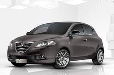 Lancia Ypsilon 1.0 FireFly 5 porte S&amp;S Hybrid Gold Plus del 2023 usata a Borgo San Lorenzo