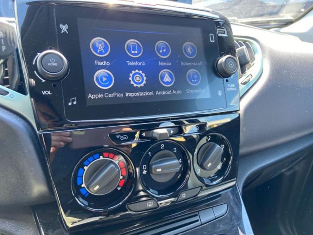 Lancia Ypsilon usata a Firenze (15)