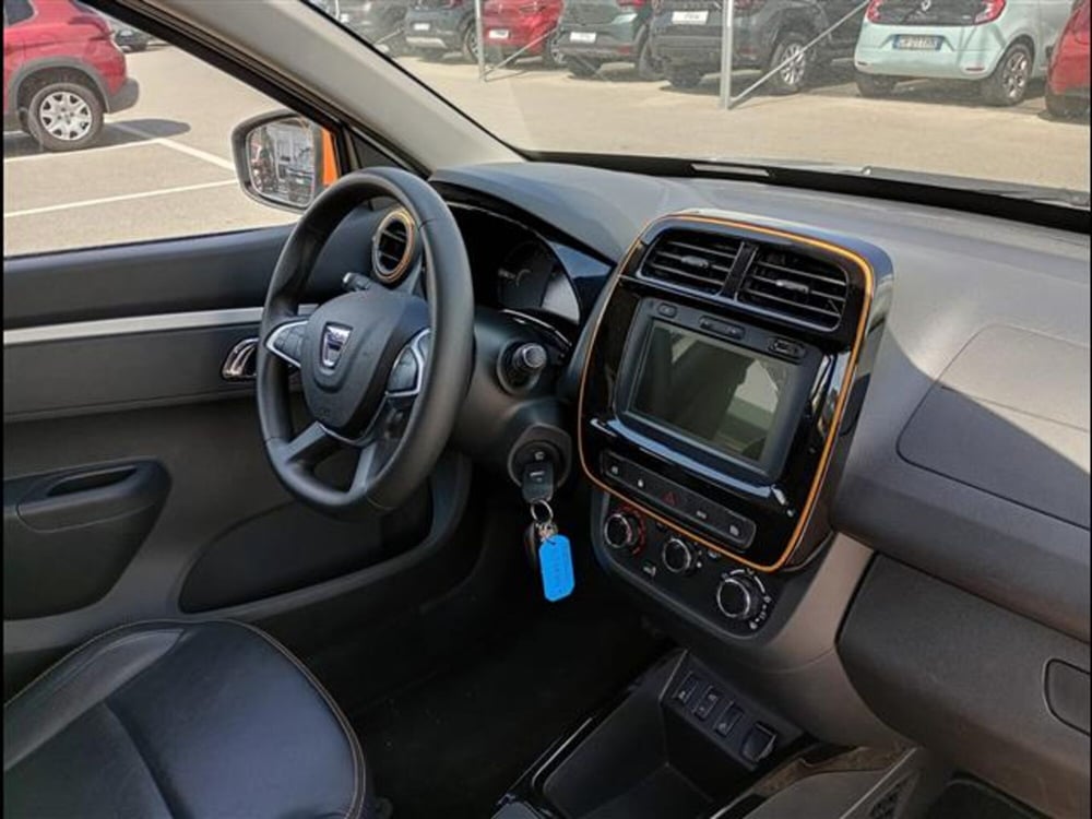 Dacia Spring usata a Torino (14)