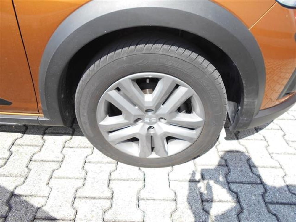 Dacia Sandero usata a Firenze (15)