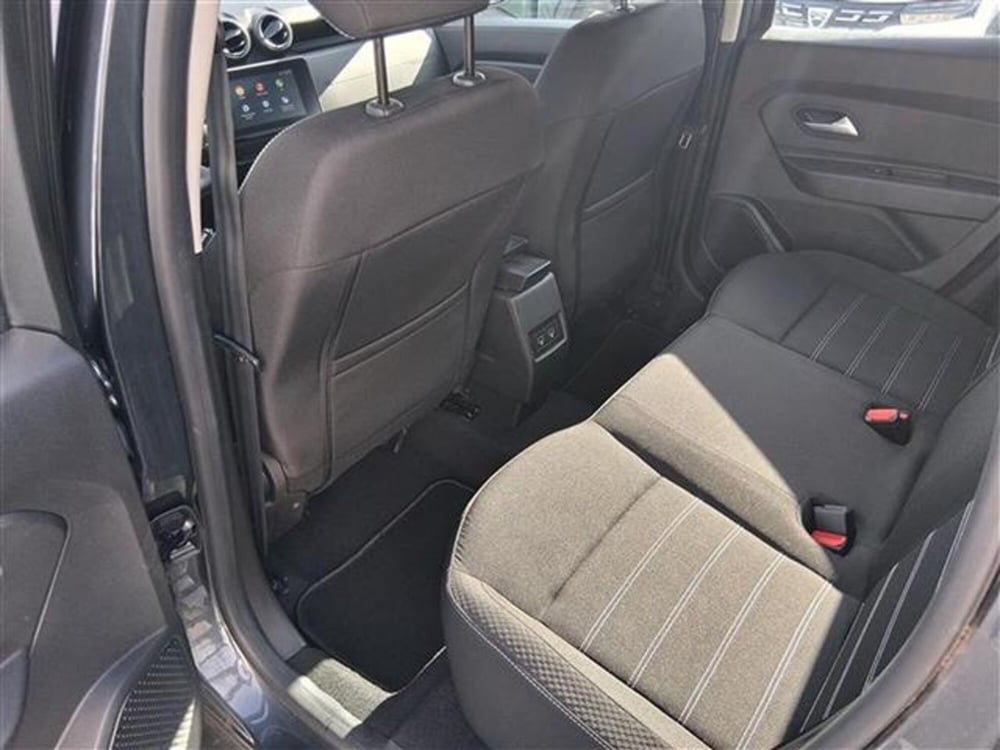 Dacia Duster usata a Firenze (12)