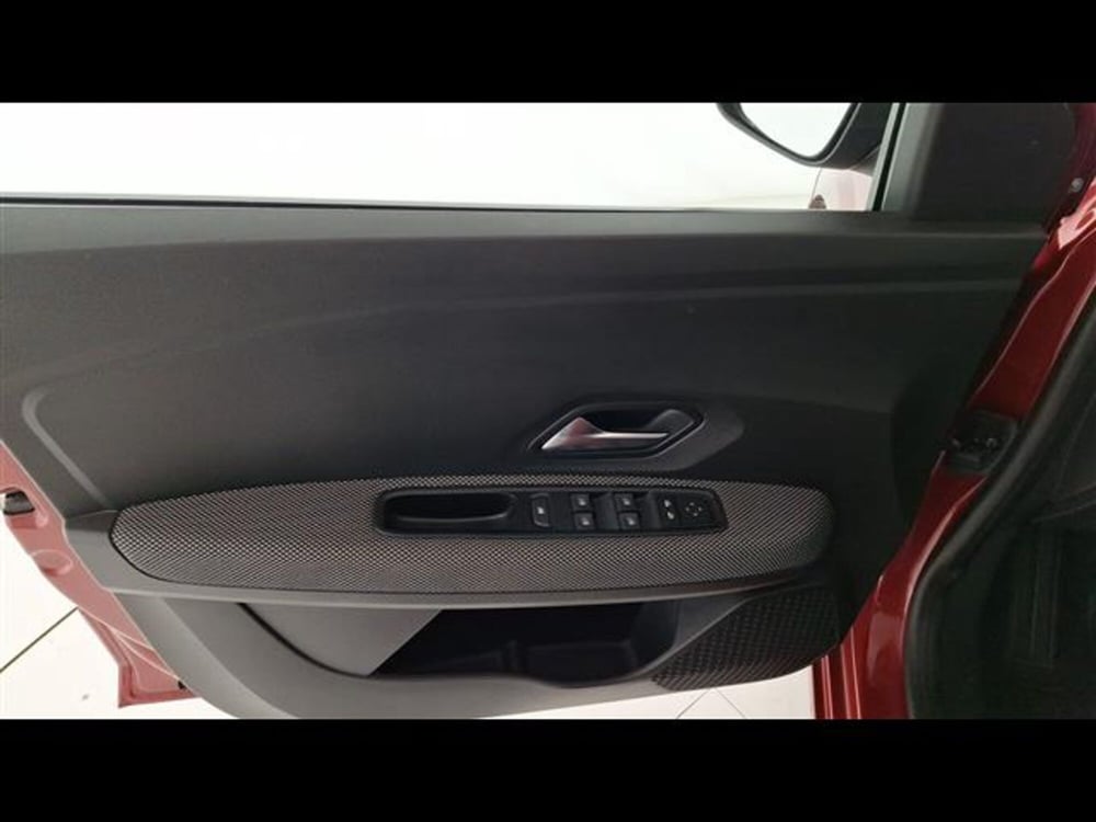 Dacia Sandero usata a Milano (13)