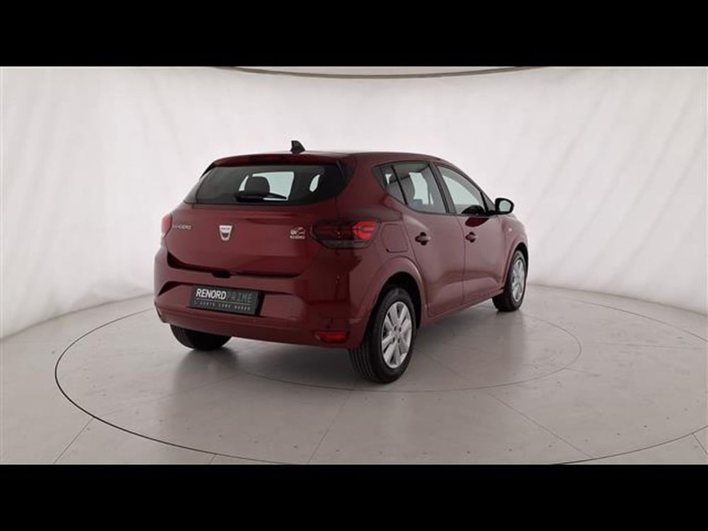 Dacia Sandero usata a Milano (5)