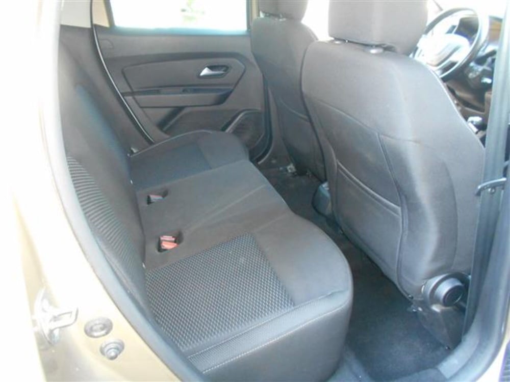 Dacia Duster usata a Firenze (14)