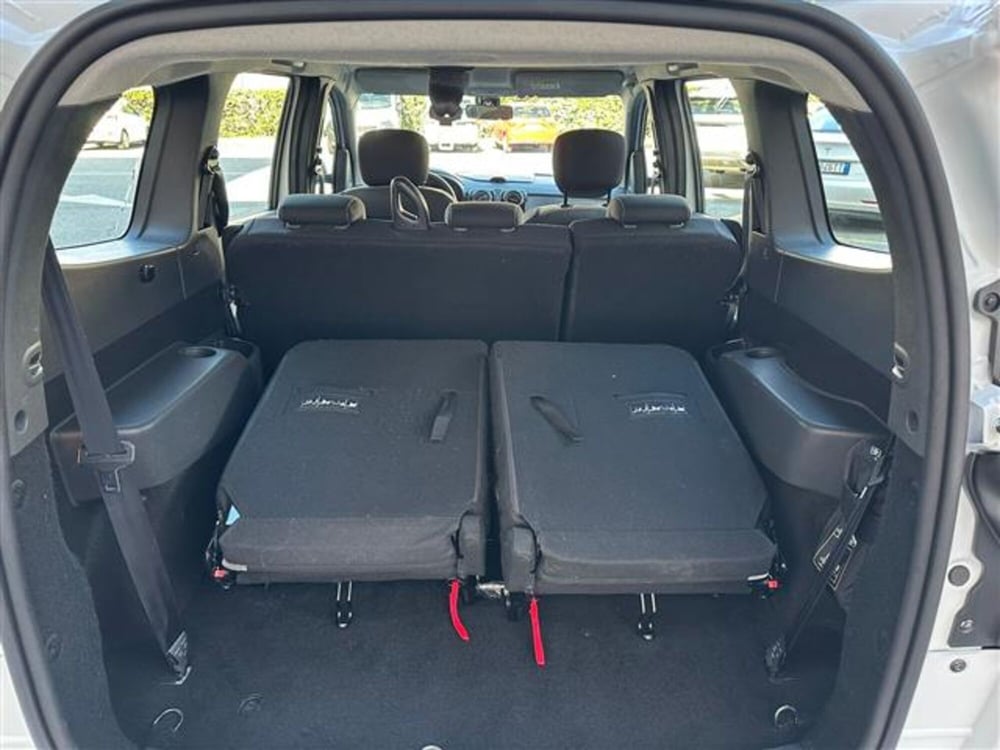 Dacia Lodgy usata a Torino (9)