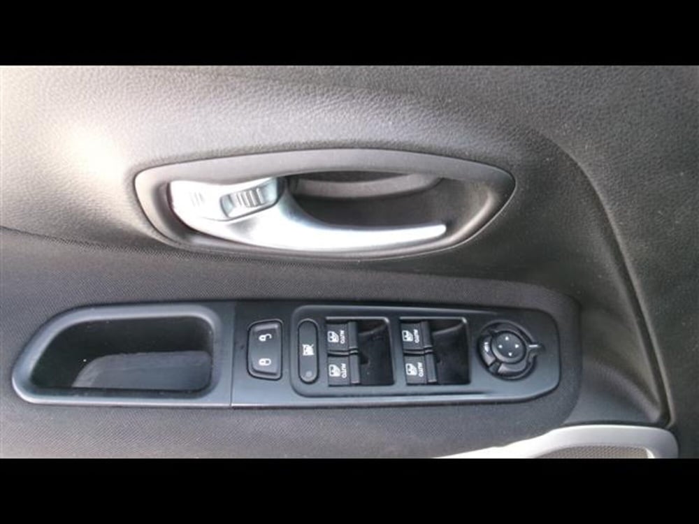 Jeep Renegade usata a Firenze (10)