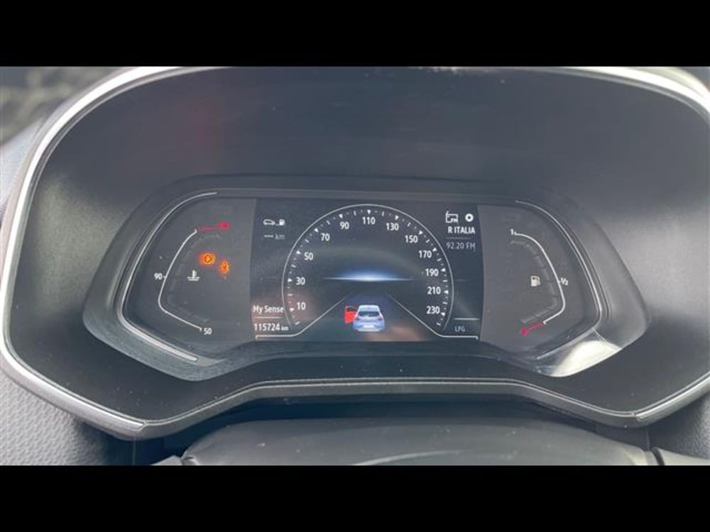 Renault Clio usata a Lecce (8)