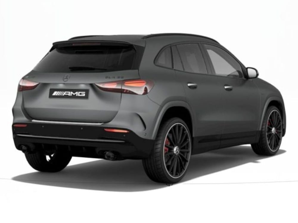 Mercedes-Benz GLA SUV nuova a Verona (2)