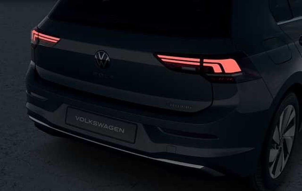 Volkswagen Golf nuova a Ravenna (16)