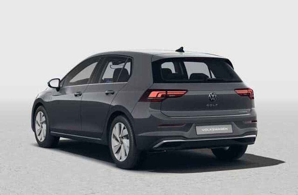 Volkswagen Golf nuova a Ravenna (3)