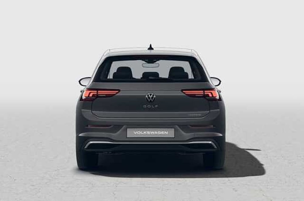 Volkswagen Golf nuova a Ravenna (4)