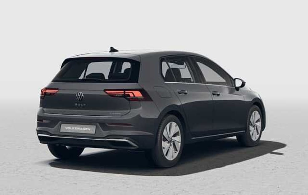 Volkswagen Golf nuova a Ravenna (5)