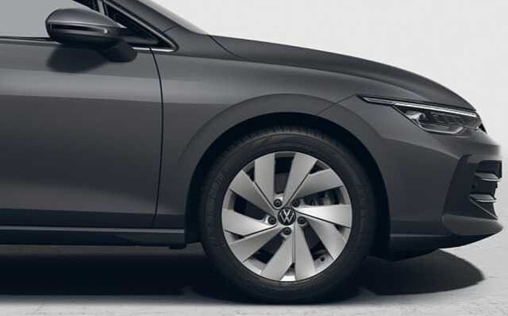 Volkswagen Golf nuova a Ravenna (9)