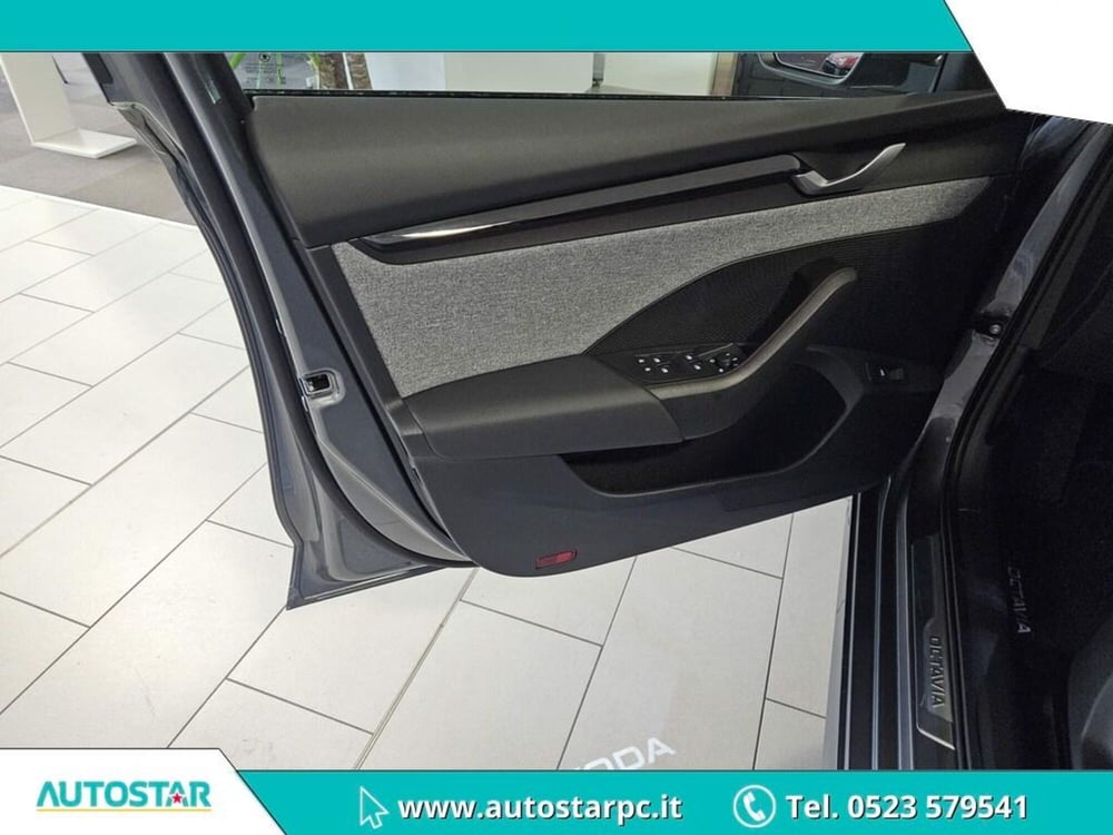 Skoda Octavia Station Wagon nuova a Piacenza (9)