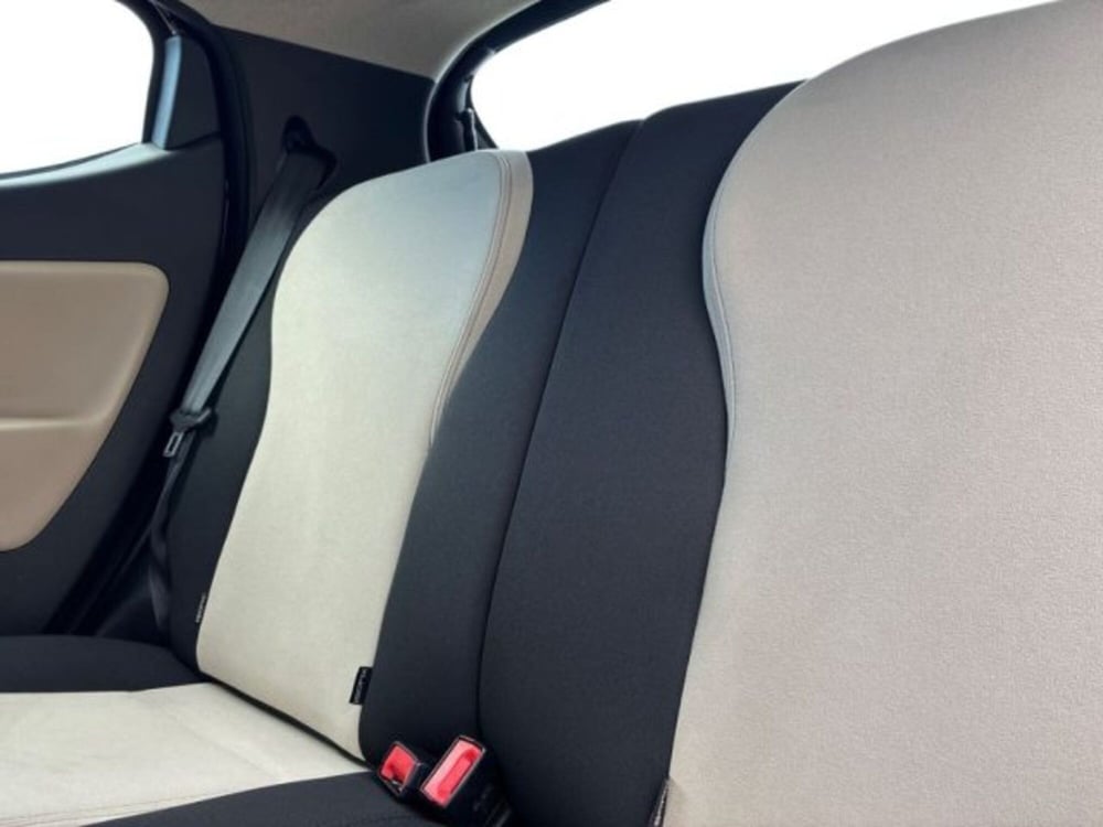Lancia Ypsilon usata a Ancona (13)