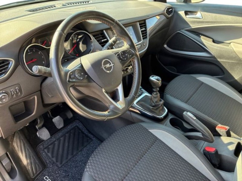 Opel Crossland X usata a Ancona (9)