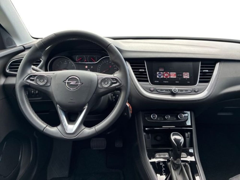 Opel Grandland X usata a Ancona (10)