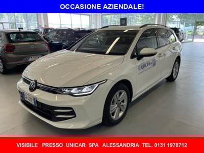 Volkswagen Golf Variant 1.5 tsi Life 115cv del 2024 usata a Alba