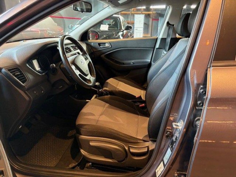 Hyundai i20 usata a Modena (7)