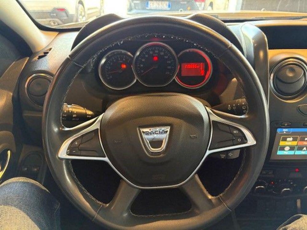 Dacia Duster usata a Modena (8)