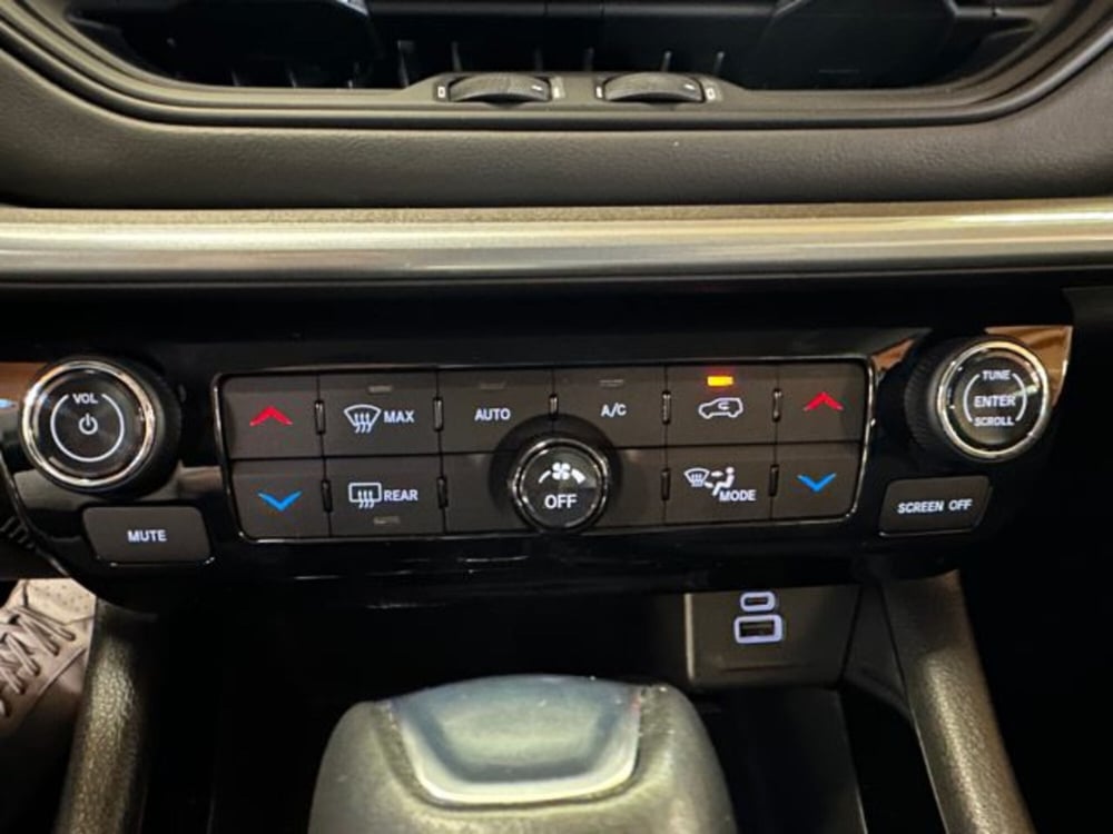 Jeep Compass usata a Vicenza (14)