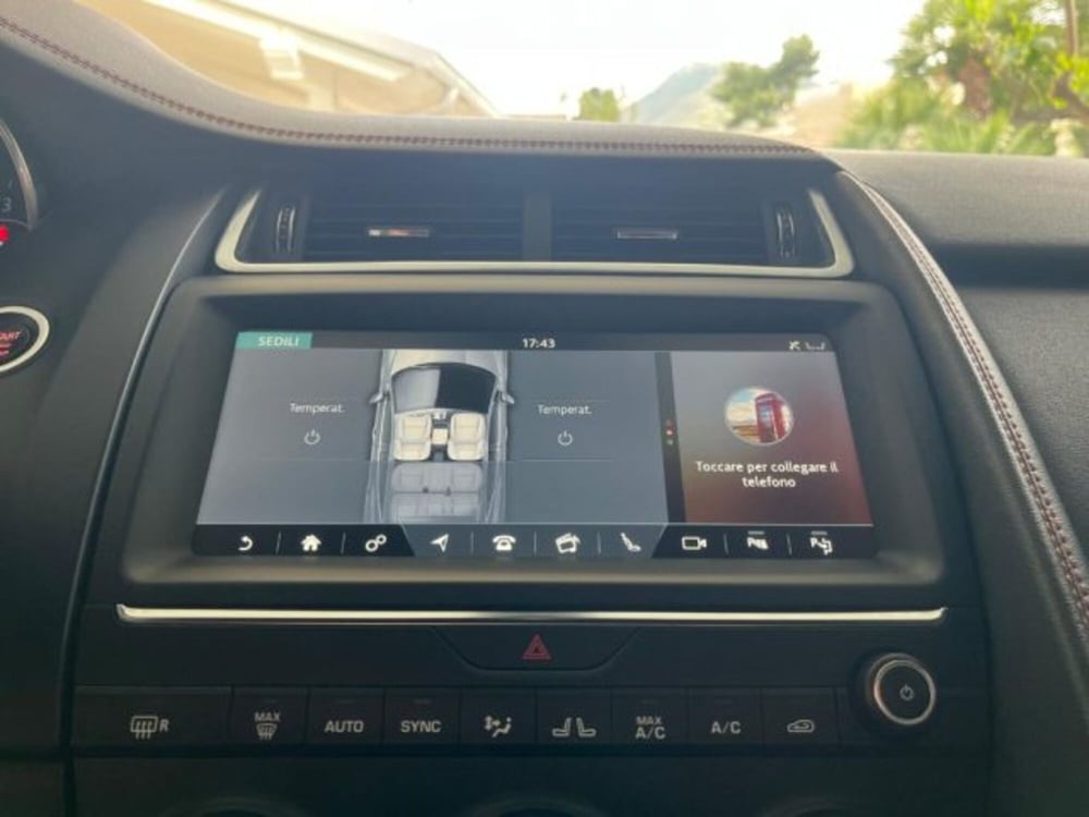 Jaguar E-Pace usata a Trapani (20)