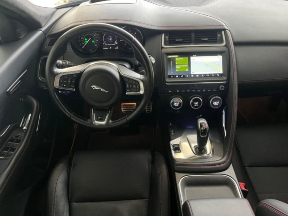 Jaguar E-Pace usata a Trapani (13)
