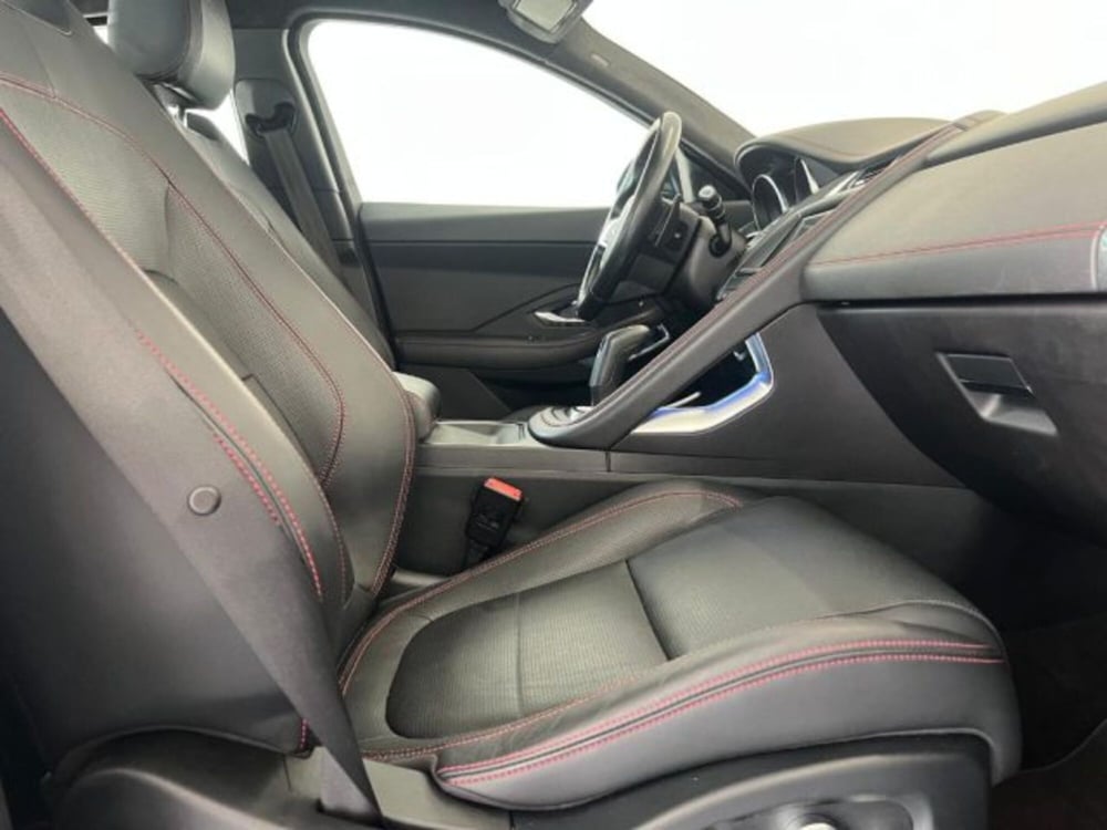 Jaguar E-Pace usata a Trapani (6)