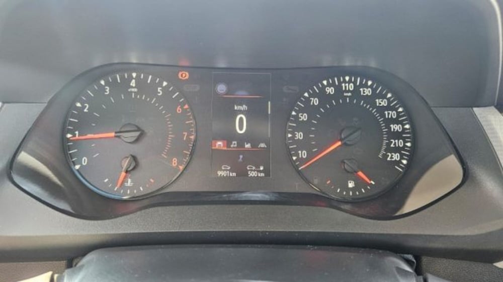 Nissan Townstar usata a Lucca (11)