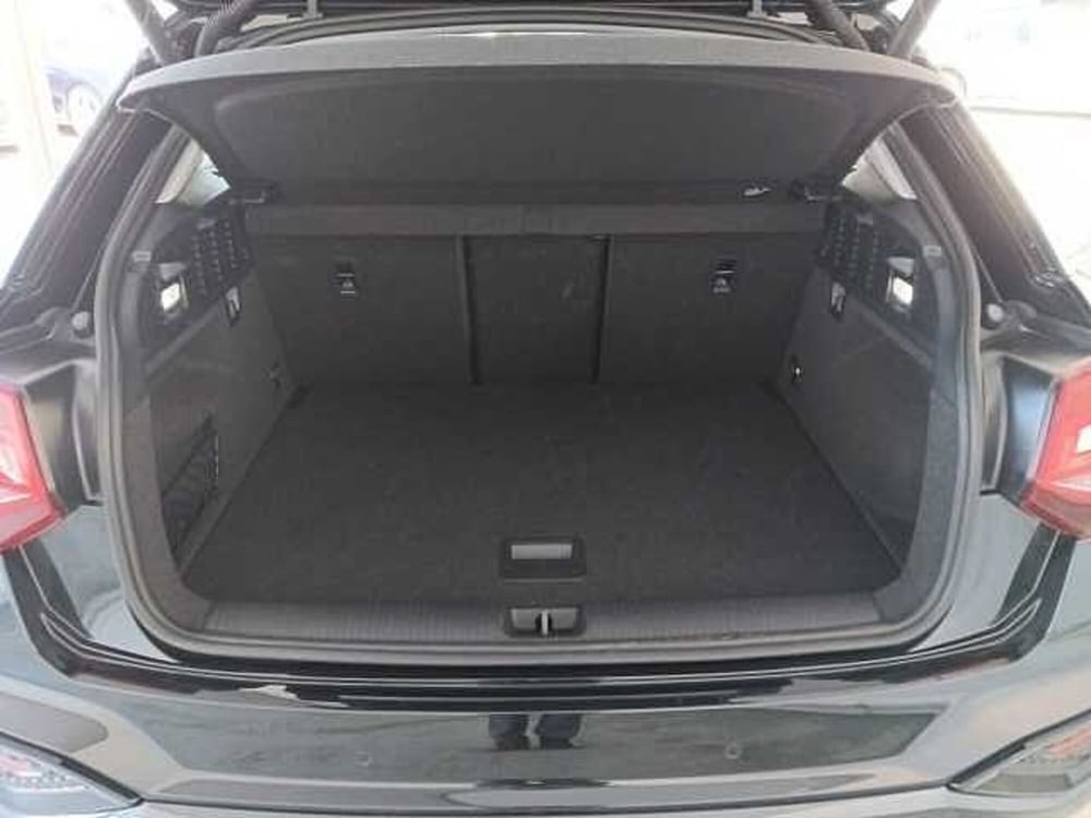 Audi Q2 usata a Lucca (9)