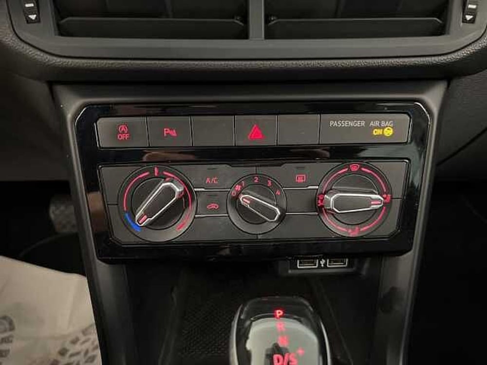 Volkswagen T-Cross usata a Forlì-Cesena (19)