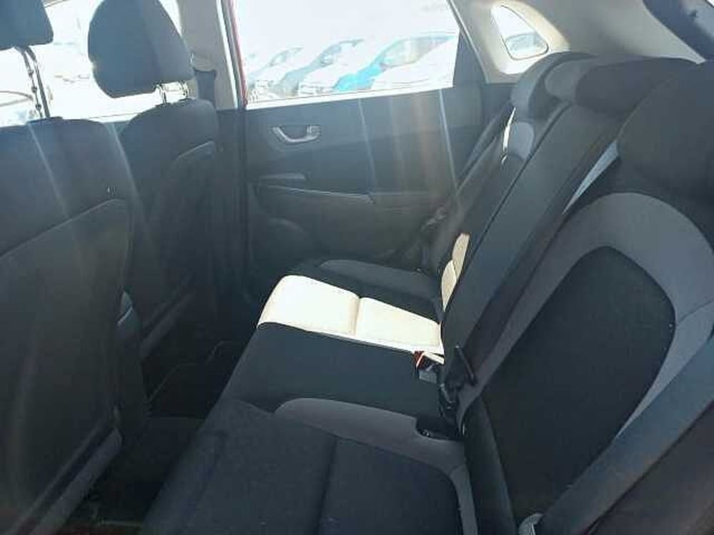 Hyundai Kona usata a Roma (9)