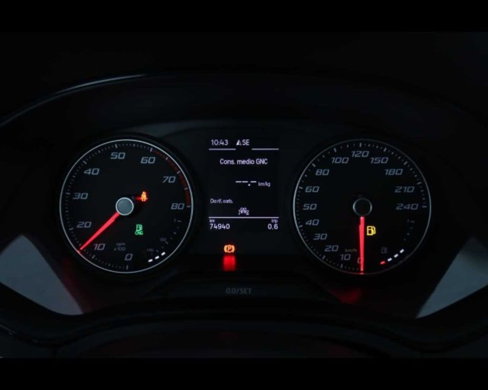 SEAT Arona usata a Bologna (11)