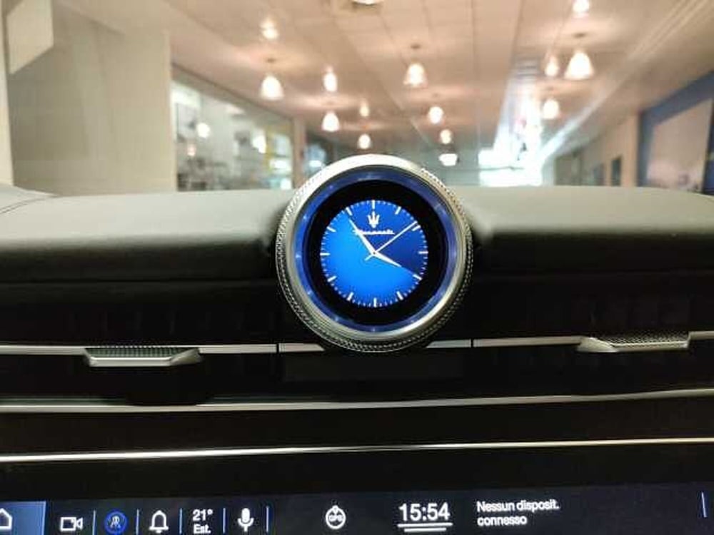 Maserati Grecale usata a Teramo (19)