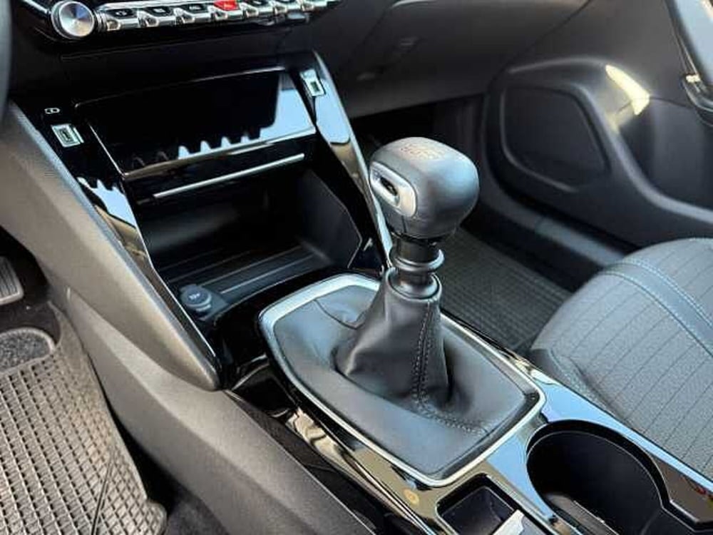 Peugeot 2008 usata a Teramo (16)
