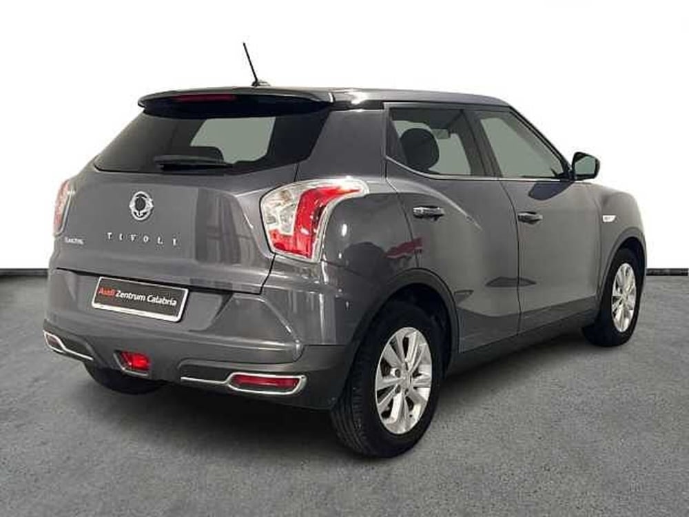 Ssangyong Tivoli usata a Catanzaro (4)