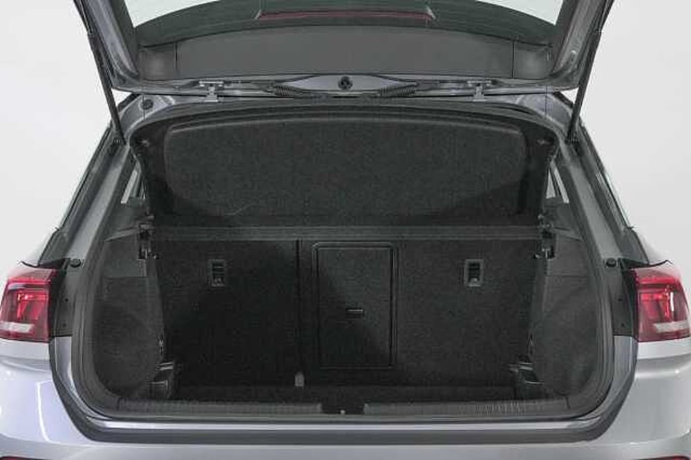 Volkswagen T-Roc usata a Como (8)