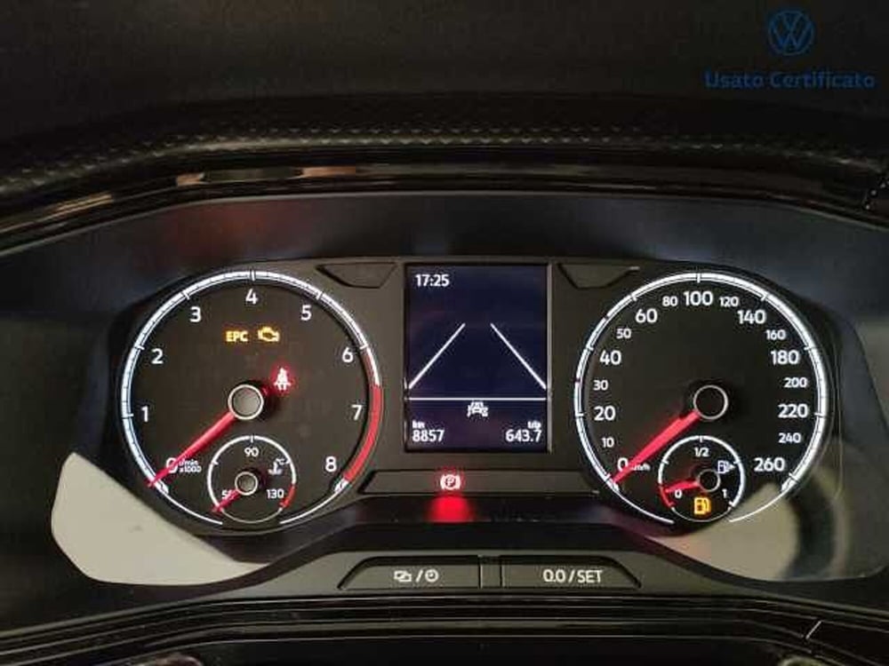 Volkswagen T-Cross usata a Varese (14)