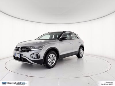 Volkswagen T-Roc 1.5 tsi Life del 2024 usata a Albano Laziale